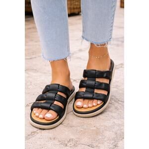 Born Black Leather Slide Sandals Women Size 8M Padded Strappy Comfort🌼